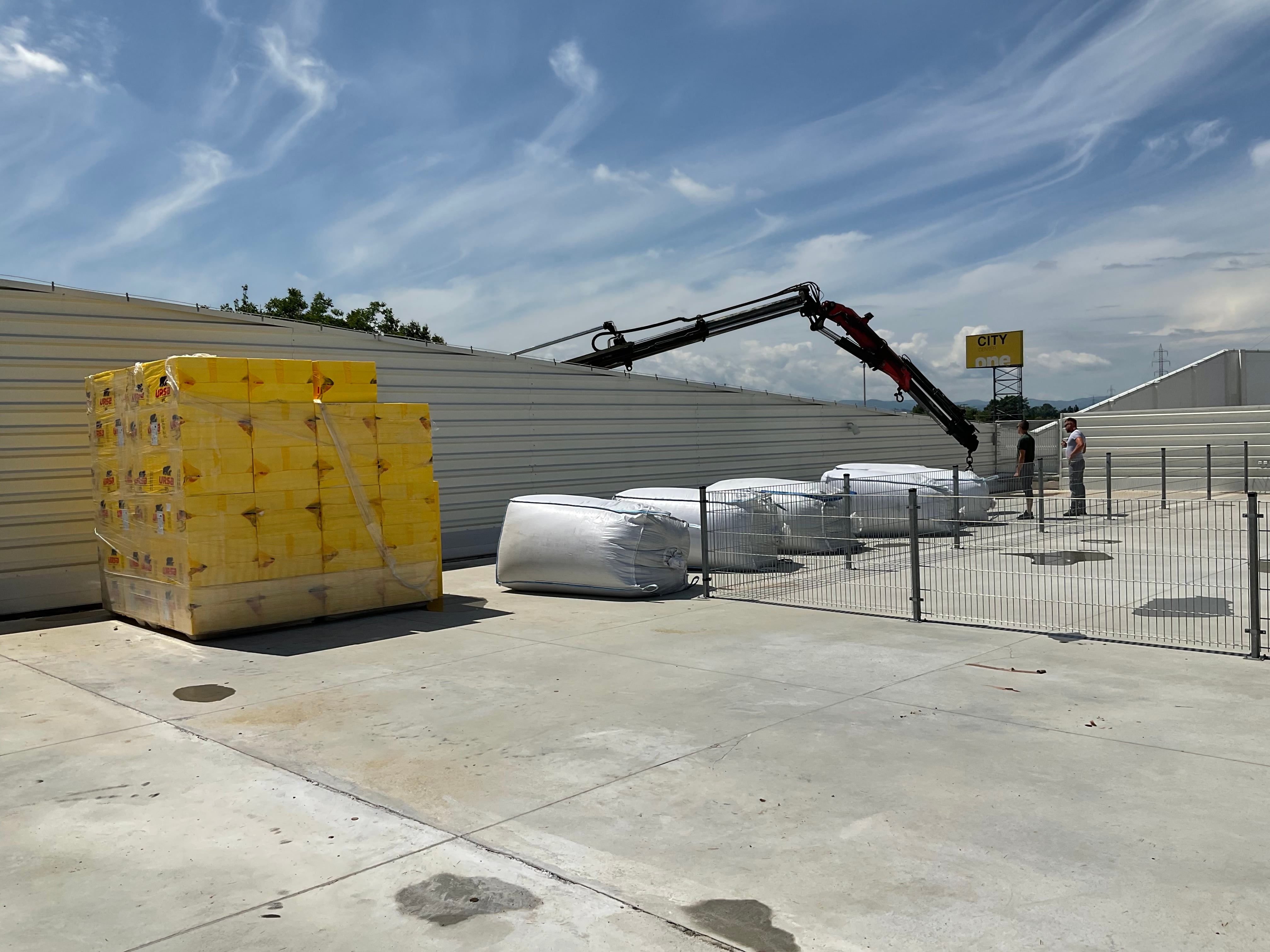 Građenje mini golfa na krovu Z Centra