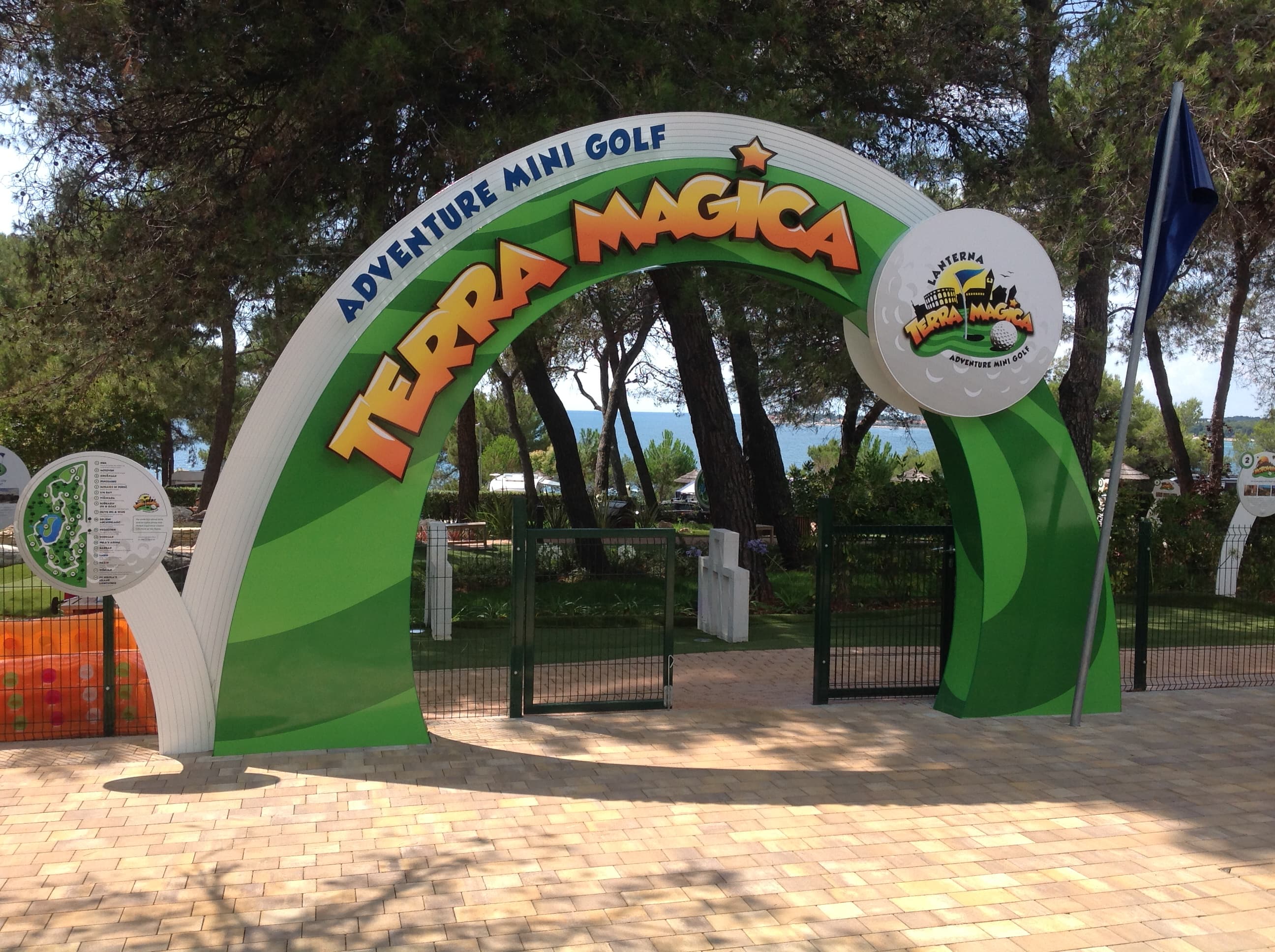 Adventure Mini Golf Terra Magica Lanterna